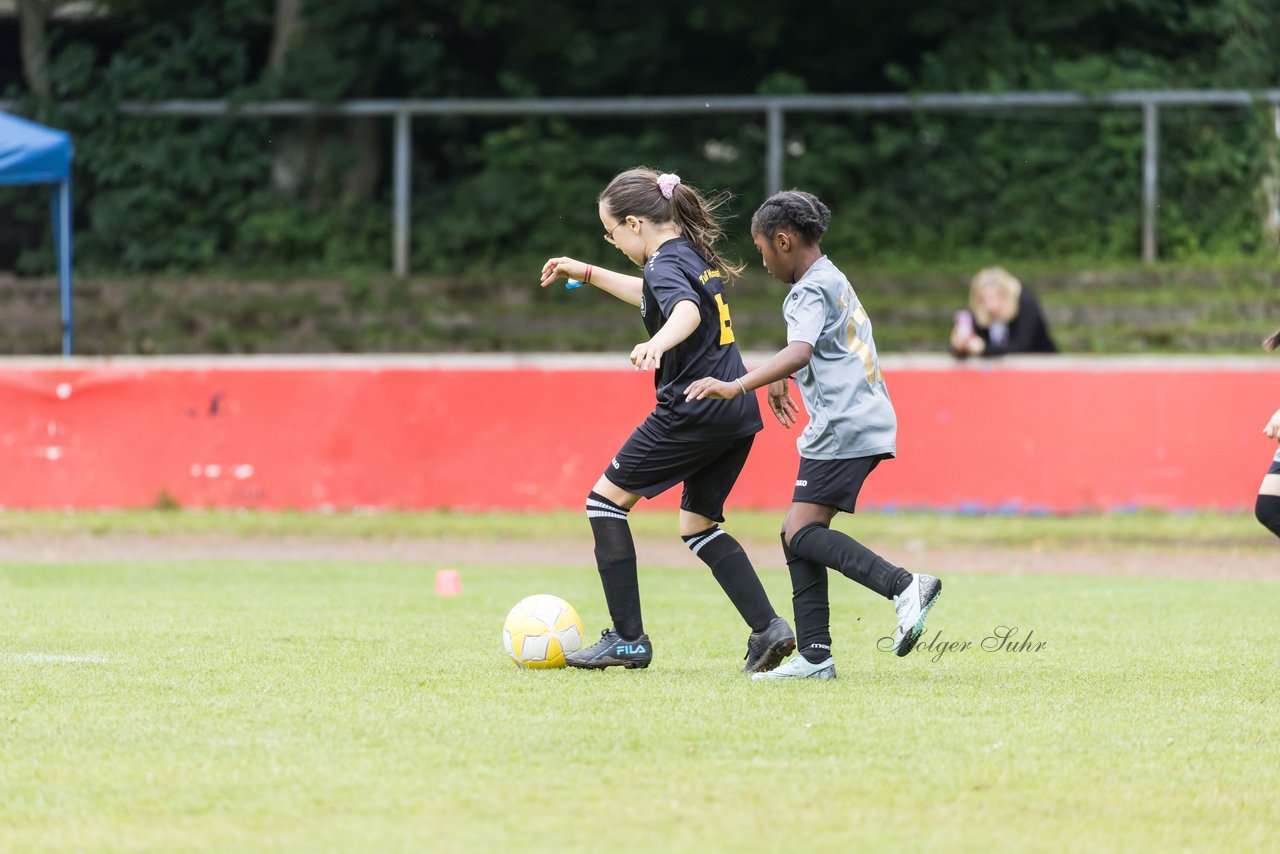 Bild 425 - Loewinnen Cup